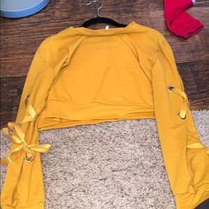 Long sleeve crop top hoodie